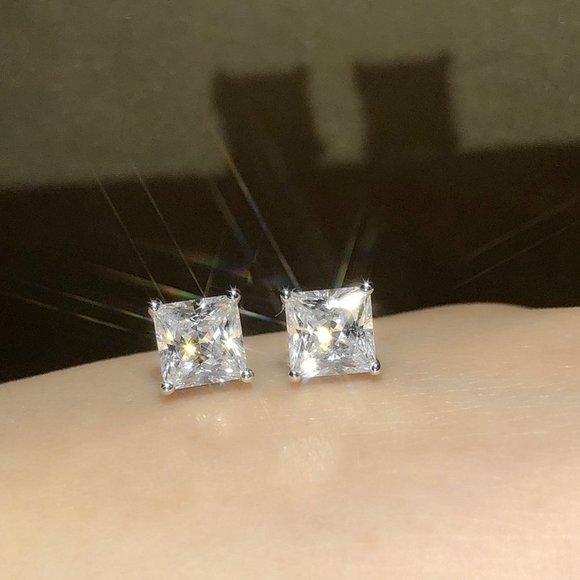 "4MM S925 Sterling Silver CZ Stud Earrings for Women/Girl, US19251024 - Picture 4 of 11